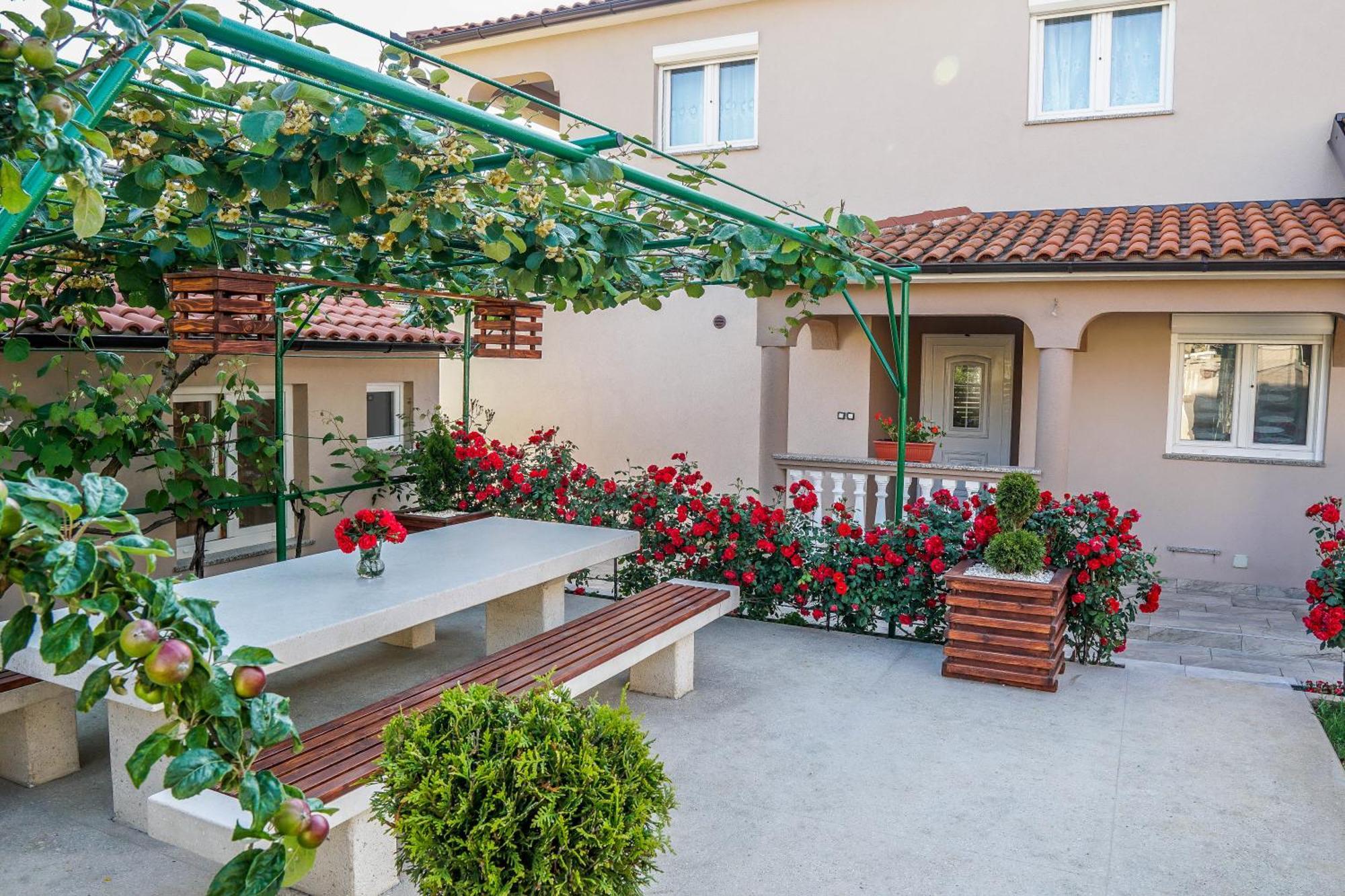 Apartman Suncica *